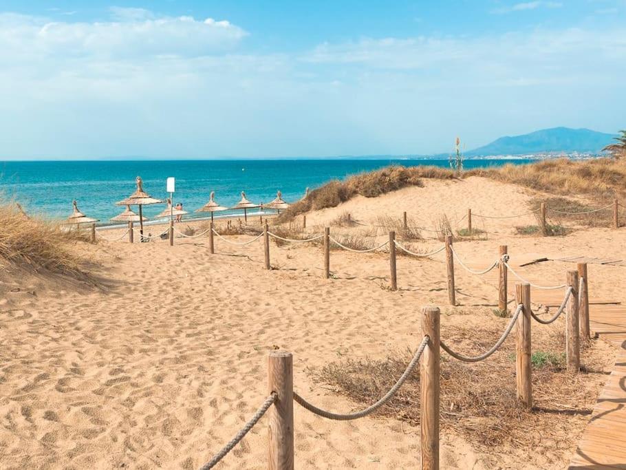 Algaida Beachfront - Seaview Studio Costa Del Sol Apartment Sitio de Calahonda Екстериор снимка