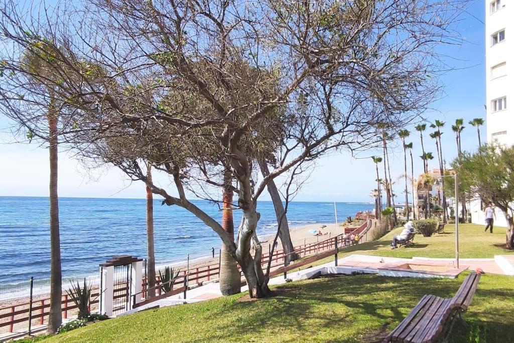 Algaida Beachfront - Seaview Studio Costa Del Sol Apartment Sitio de Calahonda Екстериор снимка