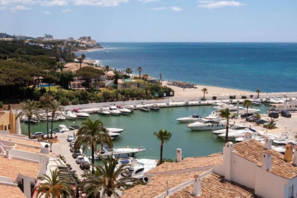 Algaida Beachfront - Seaview Studio Costa Del Sol Apartment Sitio de Calahonda Екстериор снимка