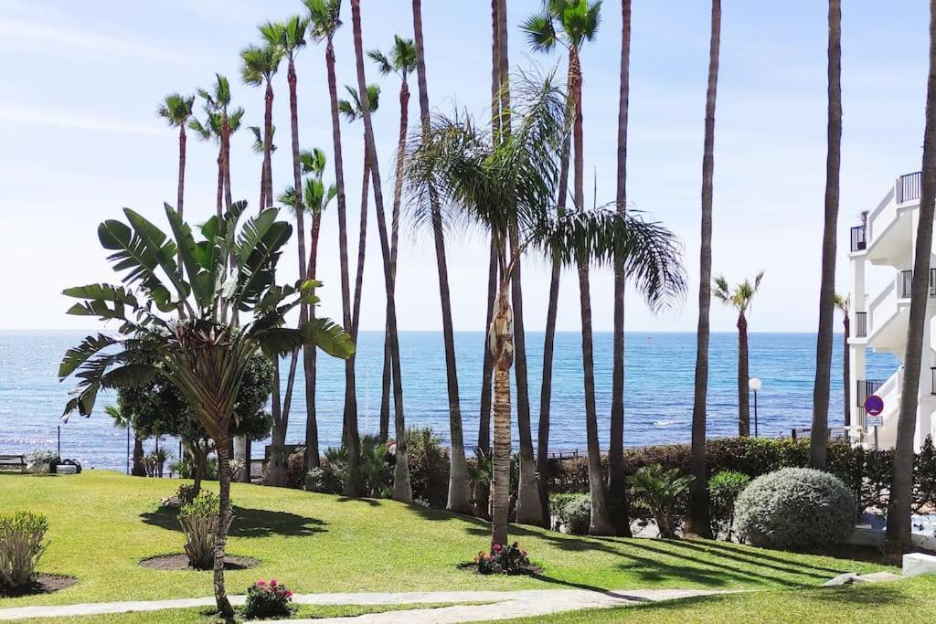 Algaida Beachfront - Seaview Studio Costa Del Sol Apartment Sitio de Calahonda Екстериор снимка